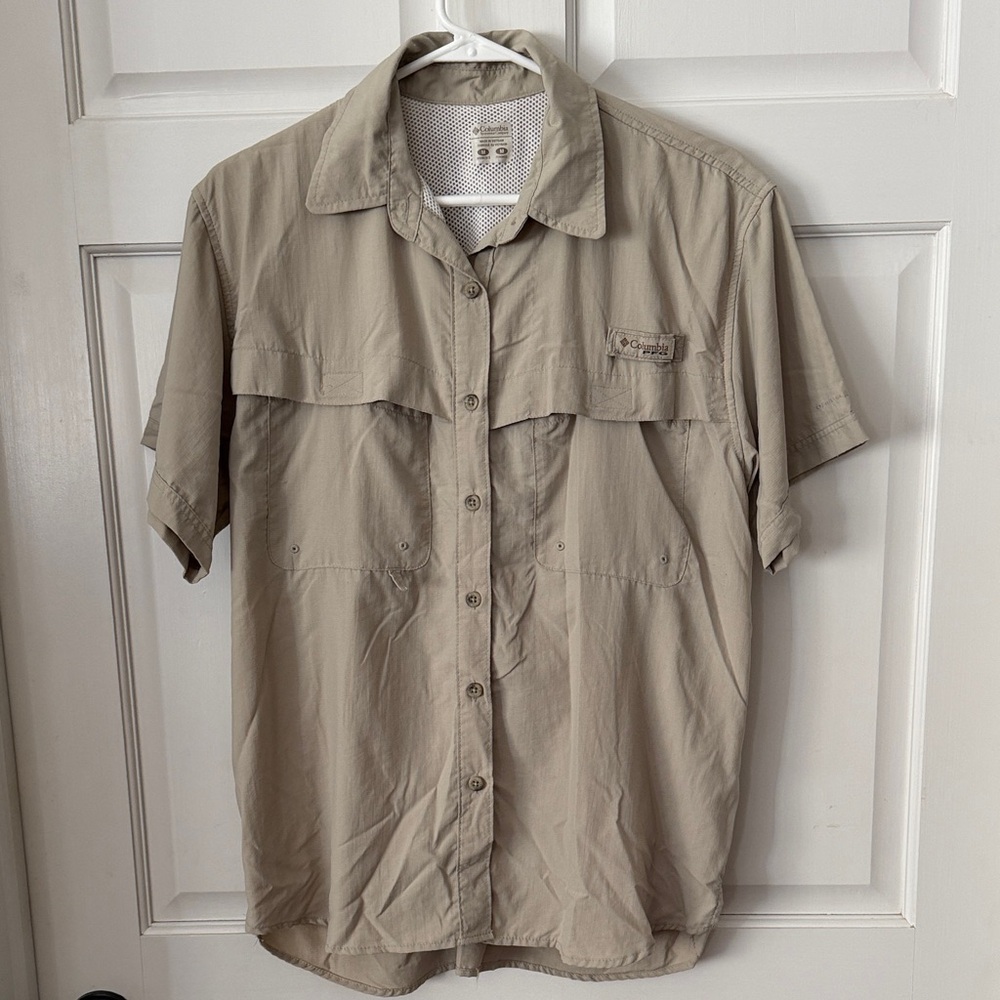 Columbia Performance Fishing Gear Safari Khaki Button-Up Vented Shirt Women’s M